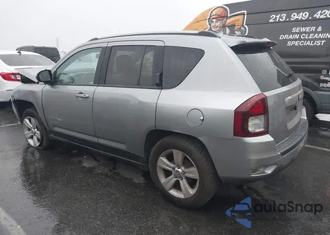 2016 Jeep Compass Sport z USA, uszkodzony, nr VIN 1C4NJCBA4GD621741